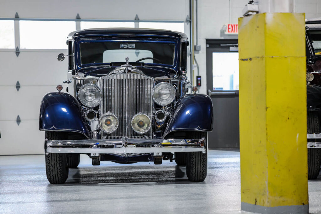 1934 Packard 1101